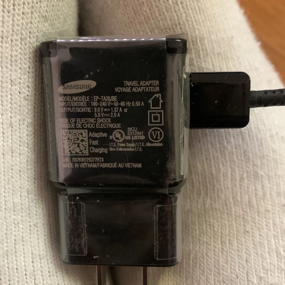 Brand new Samsung charger